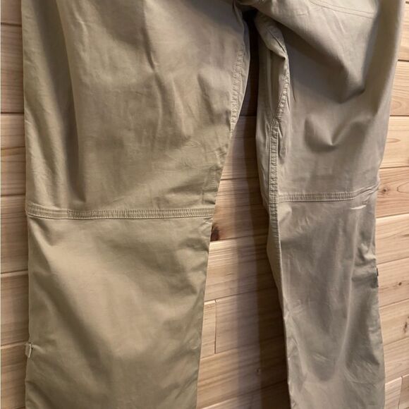 The North Face Size 10 Women’s Mid Rise Cotton Blend Bootcut Khaki Pants - Picture 9 of 12